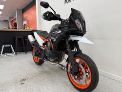 2024 Ktm 890 SM-T
