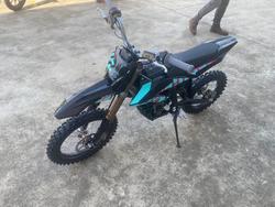 2025 Sur-ron 2025 SUR-RON ELECTRIC HYPER BEE SHORT WHEEL Blue