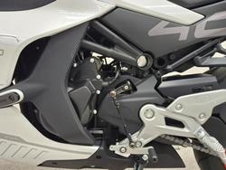 2025 CFMOTO 2025 Cf Moto 450CC 450 SR NEBULA WHITE