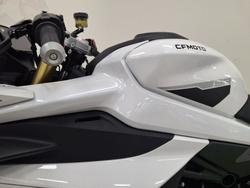 2025 CFMOTO 2025 Cf Moto 450CC 450 SR NEBULA WHITE