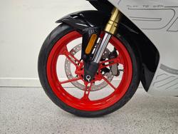 2025 CFMOTO 2025 Cf Moto 450CC 450 SR NEBULA WHITE