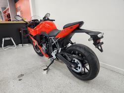2025 Suzuki GSX-8R (GSX800FRQ) Orange