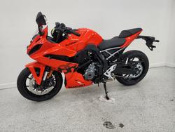 2025 Suzuki GSX-8R (GSX800FRQ) Orange