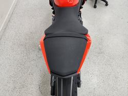 2025 Suzuki GSX-8R (GSX800FRQ) Orange