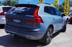 2022 Volvo XC60 B5 Inscription