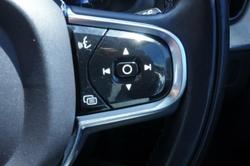 2022 Volvo XC60 B5 Inscription