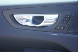 2022 Volvo XC60 B5 Inscription