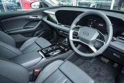 2025 Audi Q6 e-tron Performance