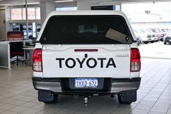 2023 Toyota Hilux SR