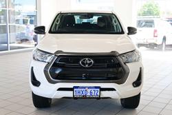 2023 Toyota Hilux SR