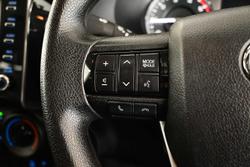 2023 Toyota Hilux SR