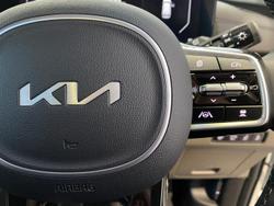 2025 Kia Carnival GT-Line Lite