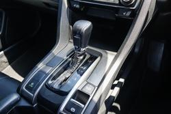 2019 Honda Civic VTi-LX