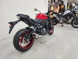 2025 Suzuki GSX-S1000 Red