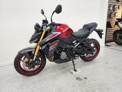 2025 Suzuki GSX-S1000 Red