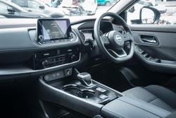 2025 Nissan X-TRAIL ST