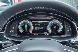 2025 Audi Q7 55 TFSI S line