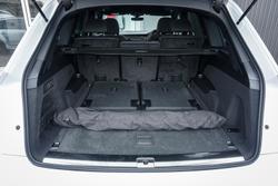 2025 Audi Q7 55 TFSI S line