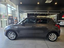 2020 Suzuki Swift GL Navigator