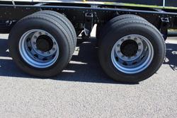 2024 Fuso Fighter 2427 WHITE