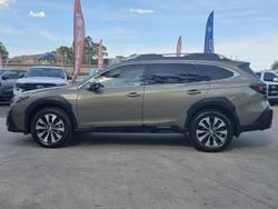 2022 Subaru Outback AWD Touring