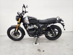 2025 Royal Enfield 2025 Royal Enfield 650CC INTERCEPTOR BEAR 650 Road Godlen Shadow
