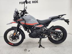 2025 Royal Enfield HIMALAYAN 450