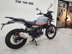 2025 Royal Enfield HIMALAYAN 450