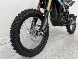 2025 Sur-ron Hyper Bee Short Wheel Blue