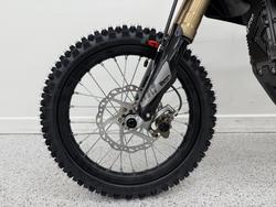 2025 Sur-ron Hyper Bee Short Wheel Blue