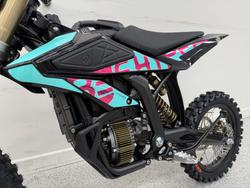 2025 Sur-ron Hyper Bee Short Wheel Blue