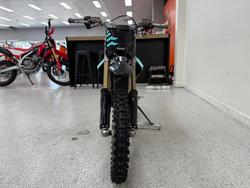 2025 Sur-ron Hyper Bee Short Wheel Blue