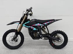 2025 Sur-ron Hyper Bee Short Wheel Blue