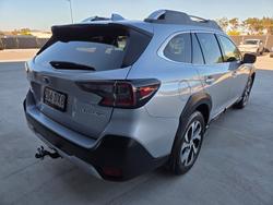 2022 Subaru Outback AWD Touring