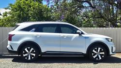 2022 Kia Sorento Sport