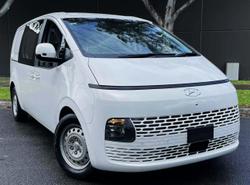 2021 Hyundai STARIA LOAD
