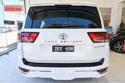 2023 Toyota Landcruiser Sahara ZX FJA300R 4X4 Dual Range Crystal Pearl