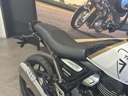 2025 Triumph Speed 400 Speed Four White