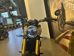 2025 Triumph Speed 400 Speed Four White