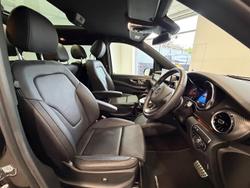 2022 Mercedes-Benz
                V-Class V300 d AMG Avantgarde