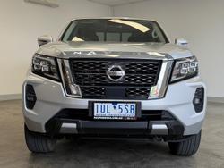 2021 Nissan Navara ST-X