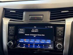 2021 Nissan Navara ST-X