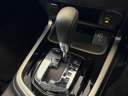 2021 Nissan Navara ST-X