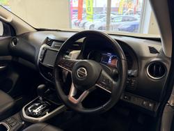 2021 Nissan Navara ST-X