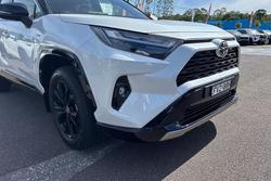 2025 Toyota RAV4 XSE