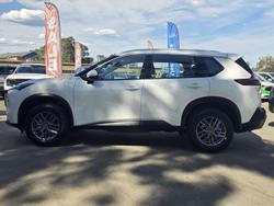 2024 Nissan X-TRAIL ST