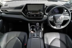 2023 Toyota Kluger Grande