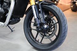 2025 Triumph Speed 400 Speed Four White