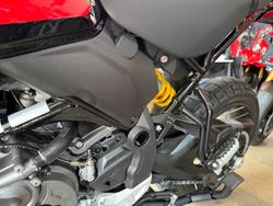 2025 Ducati Desert X Discovery Desert X Red