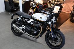 2025 Triumph Speed Twin 1200 Speed Twin Black